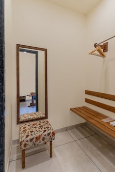 traavista aravali mahal