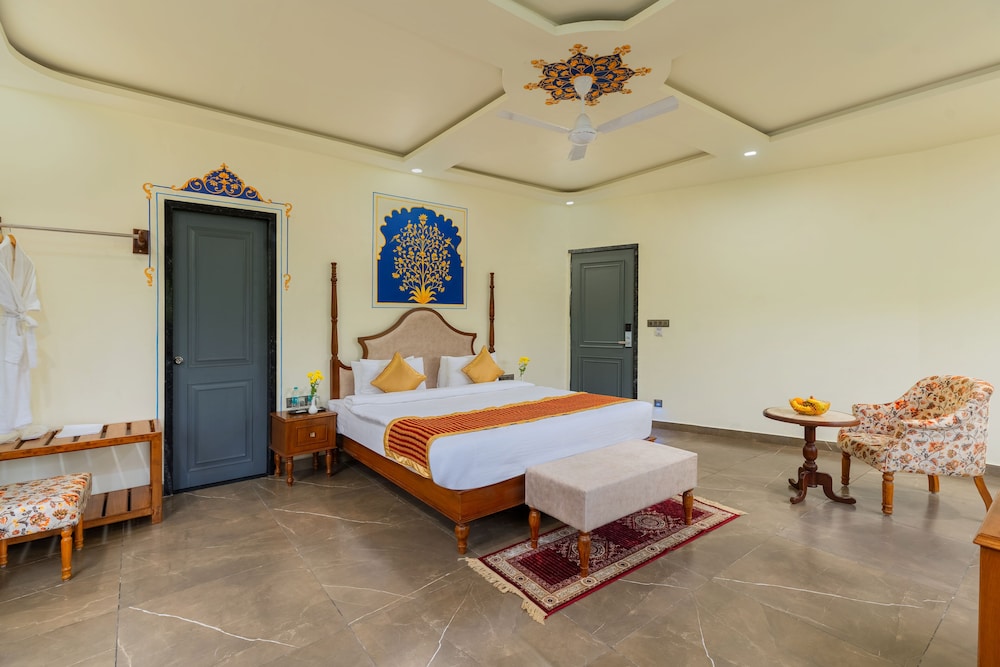 traavista aravali mahal