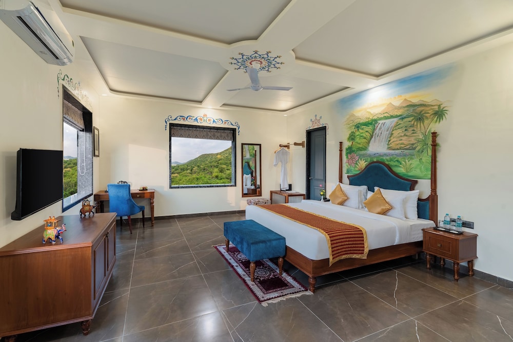 traavista aravali mahal