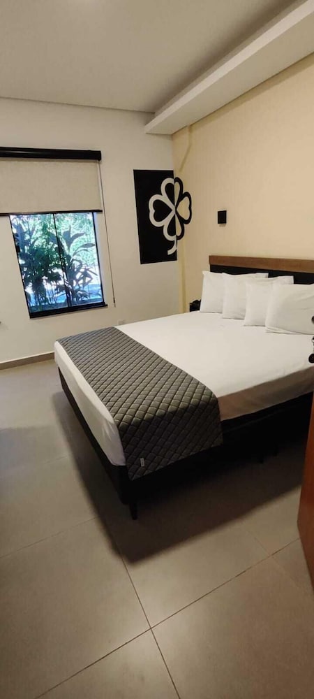 hotel flores de holambra