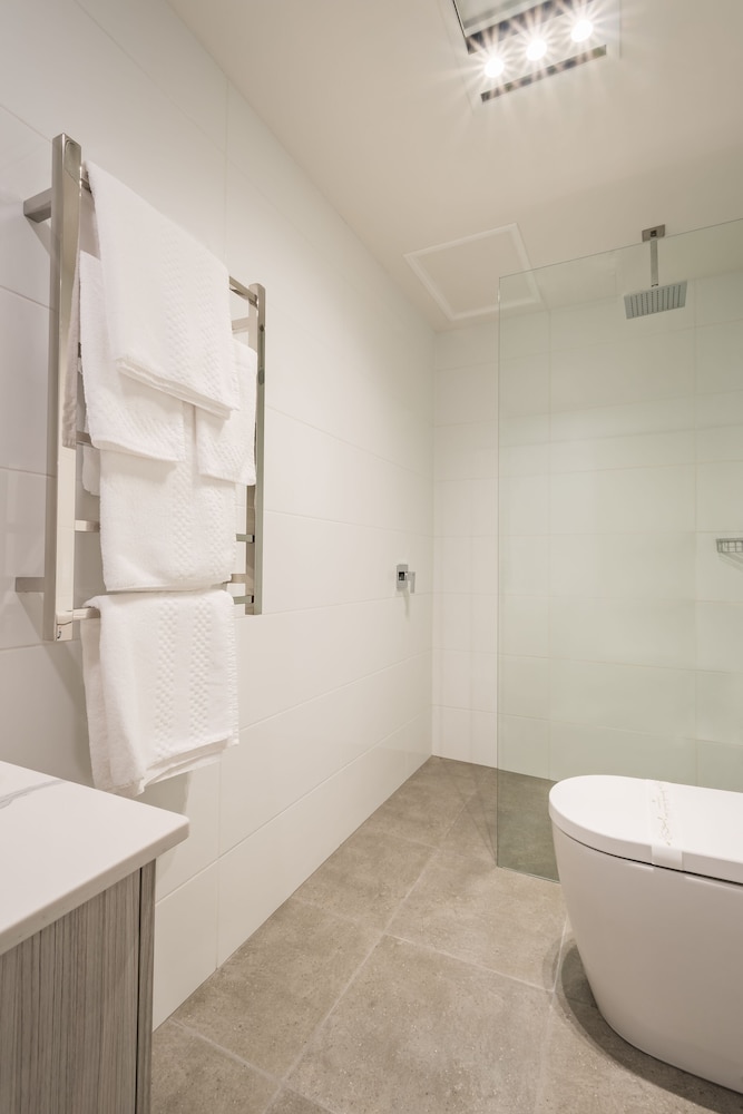 the lighthouse hotel