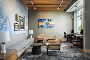 hyatt place melbourne airport