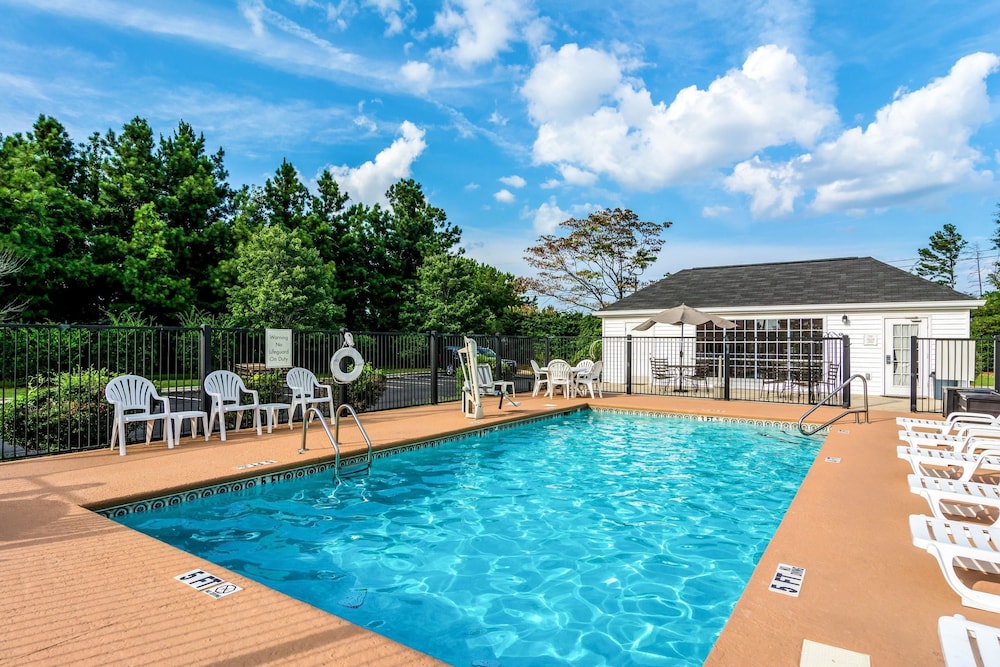 quality inn university area