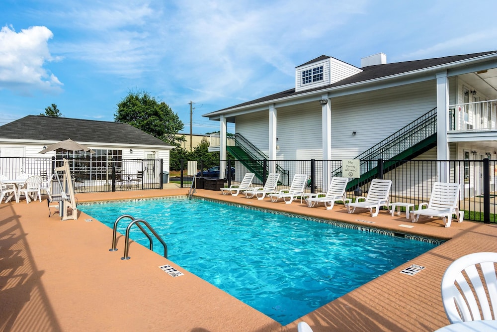 quality inn university area