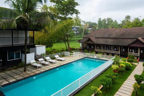 palm tree heritage beach resort