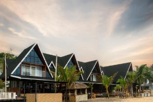 palm tree heritage beach resort