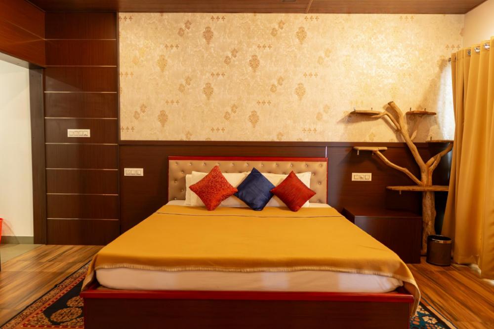 palm tree heritage beach resort