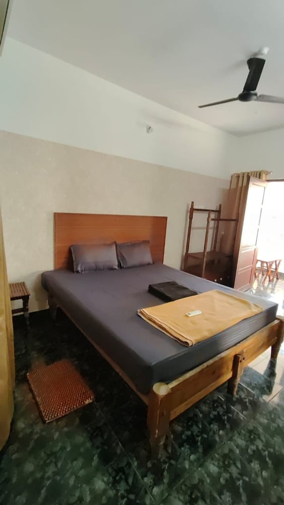 palm tree heritage beach resort