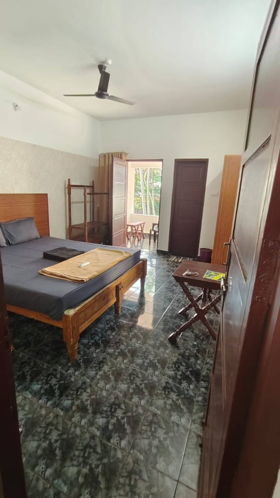 palm tree heritage beach resort