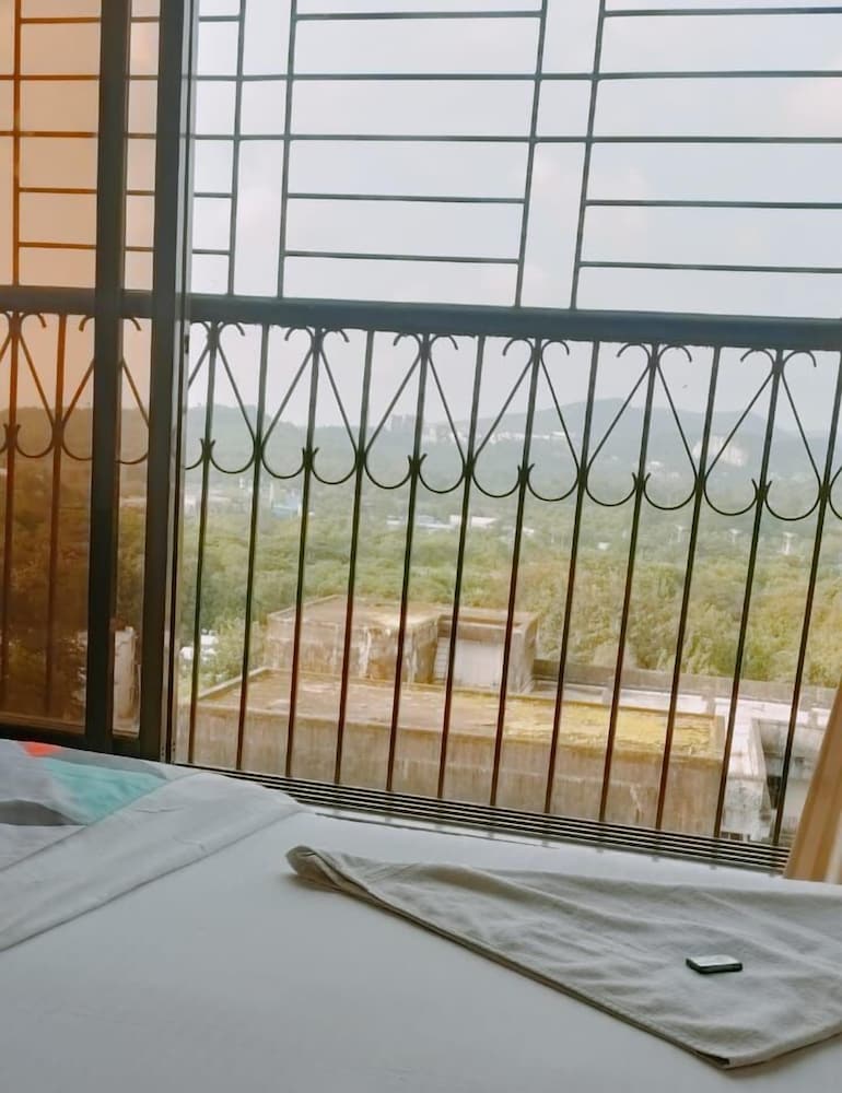 hotel aqua galaxy by wb inn