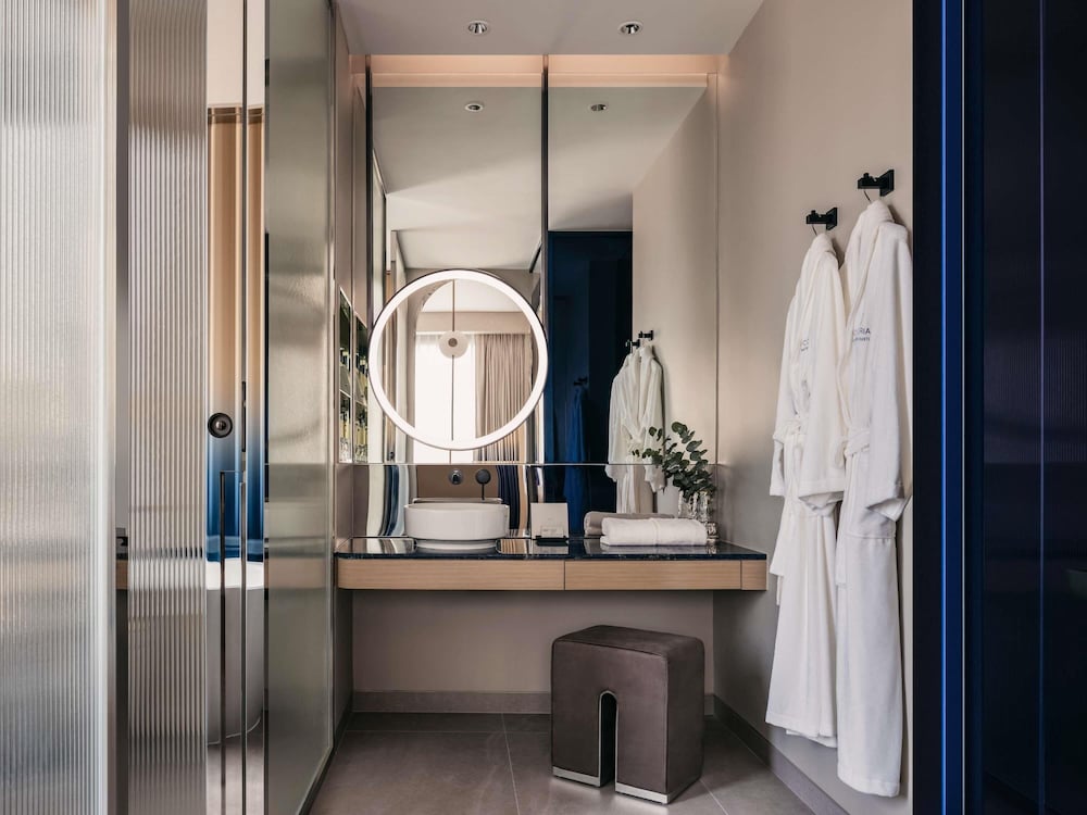 mondrian singapore duxton