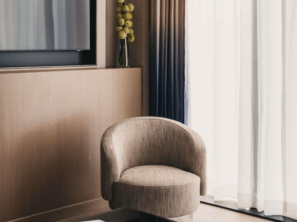 mondrian singapore duxton