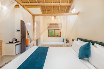 amadi beach front resort