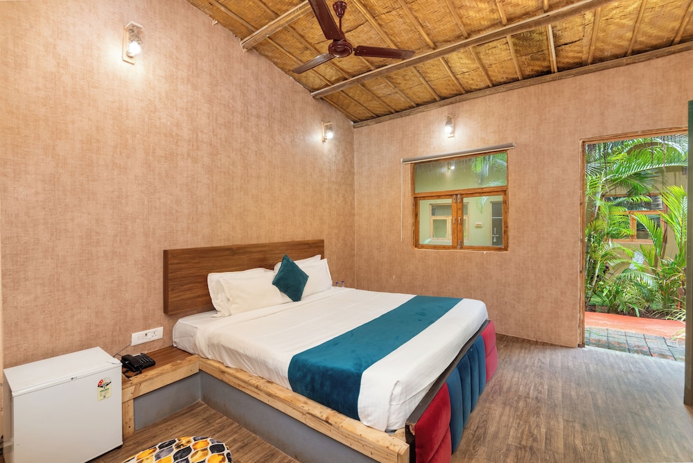 amadi beach front resort