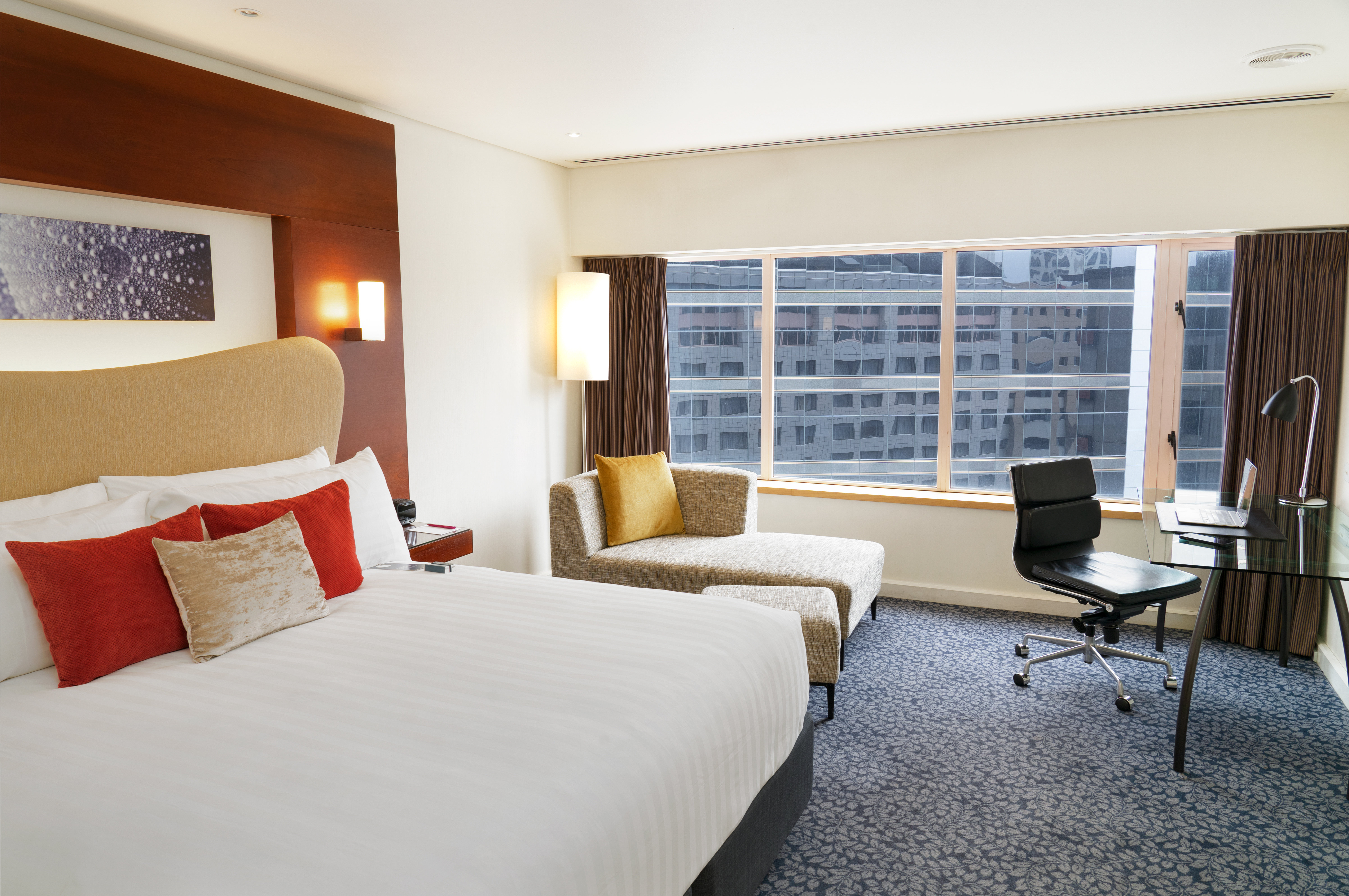 crowne plaza auckland by ihg