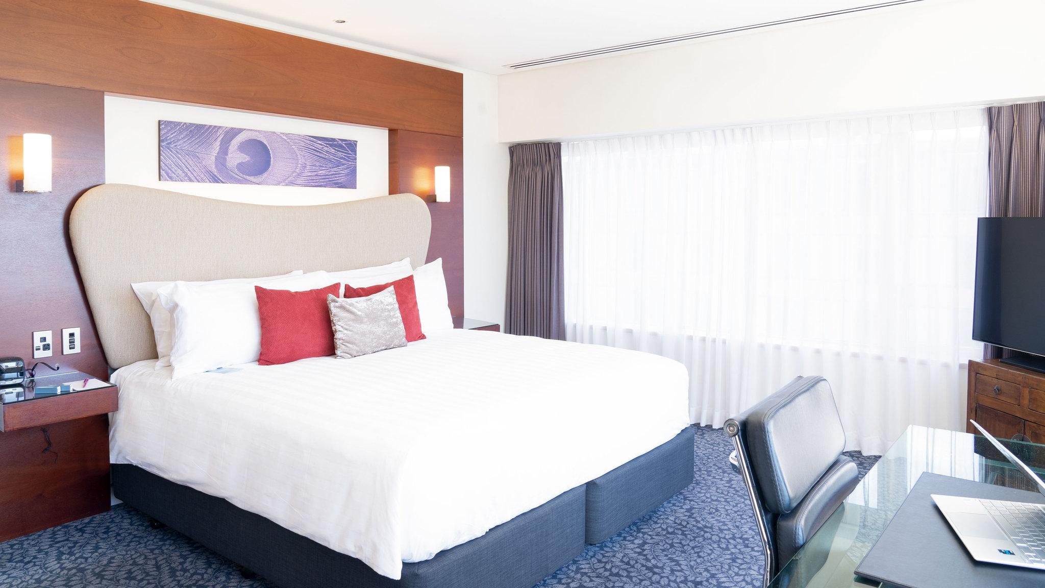 crowne plaza auckland by ihg