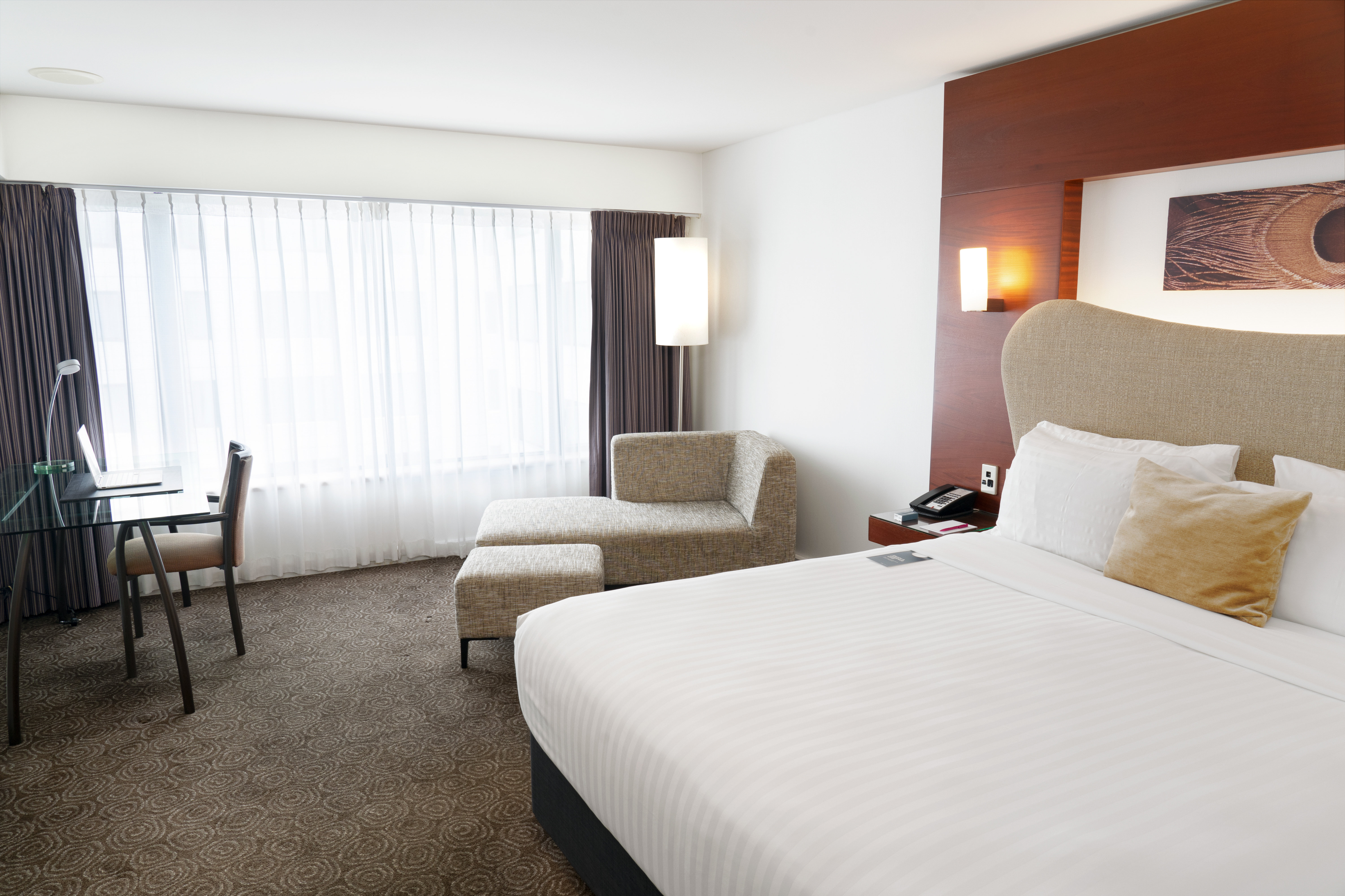 crowne plaza auckland by ihg