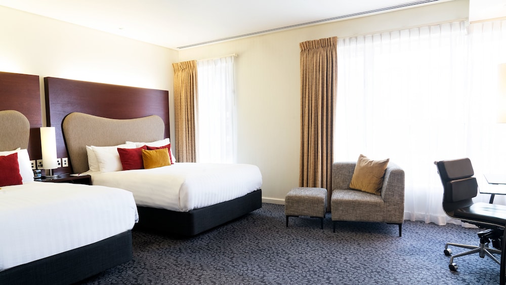 crowne plaza auckland by ihg