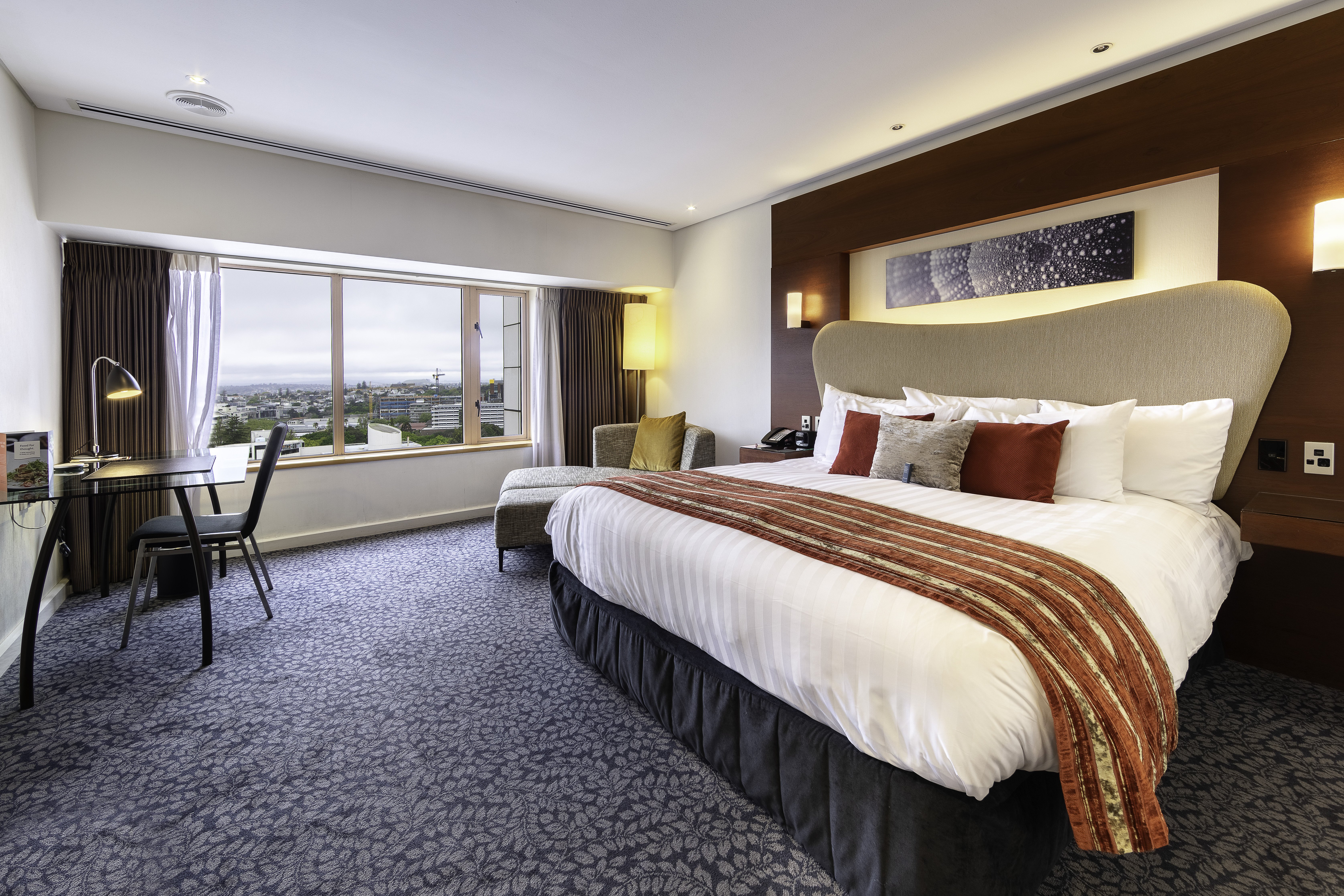 crowne plaza auckland by ihg
