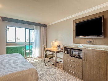 amanzi hotel ascend hotel collection