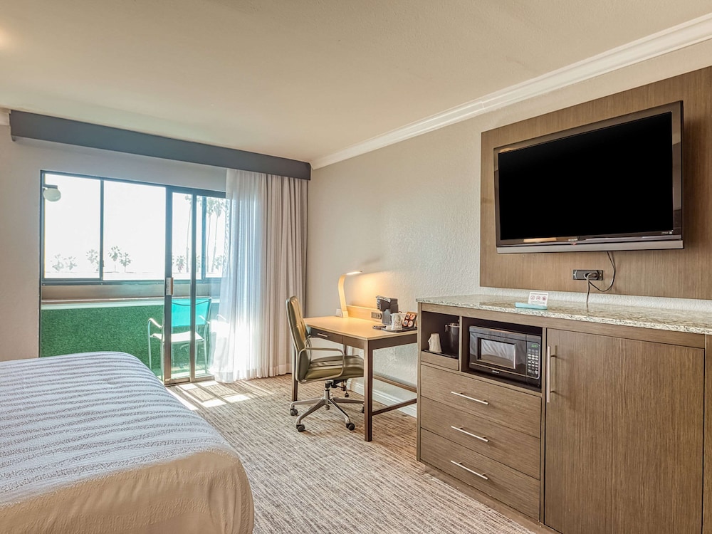 amanzi hotel ascend hotel collection