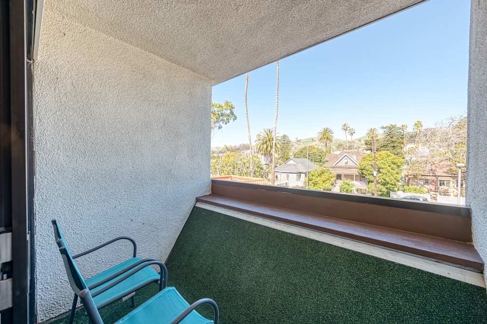 amanzi hotel ascend hotel collection