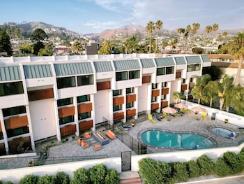 amanzi hotel ascend hotel collection