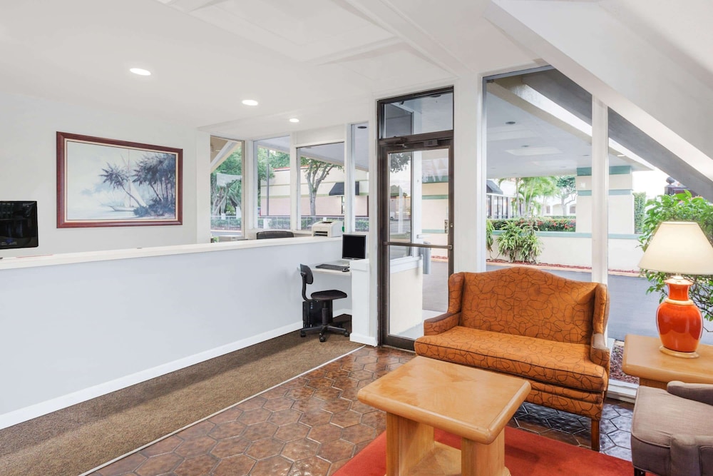 howard johnson by wyndham vero beach downtown
