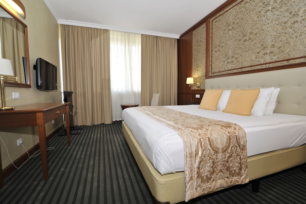 holiday inn skopje by ihg