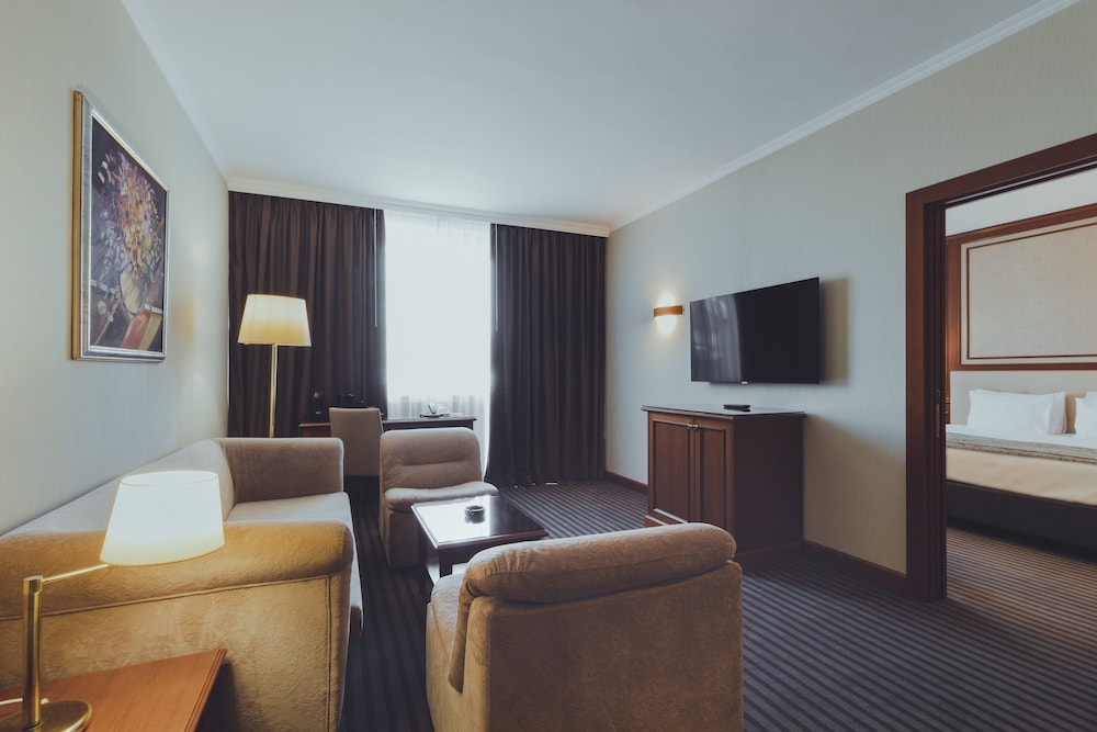 holiday inn skopje by ihg