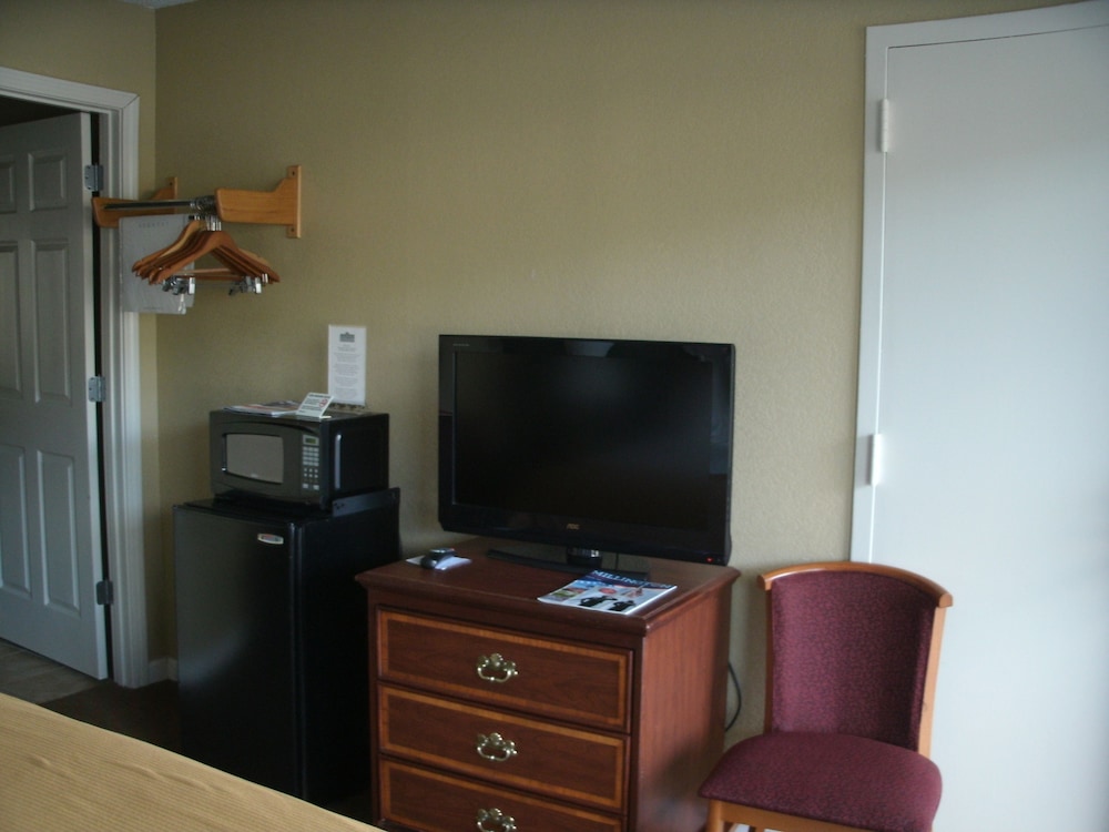 motel 6 millington tn