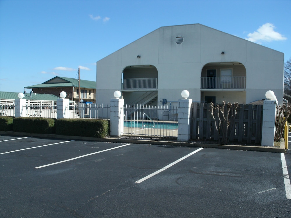 motel 6 millington tn