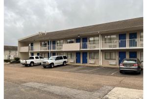 motel 6 millington tn