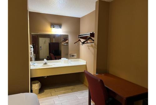 motel 6 millington tn
