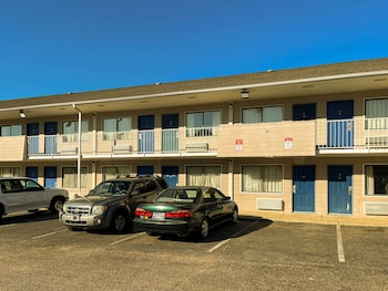 Motel 6 Millington, Tn,,2 star