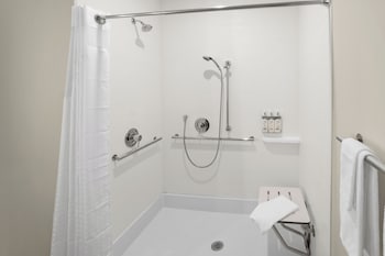 holiday inn express hattiesburg west