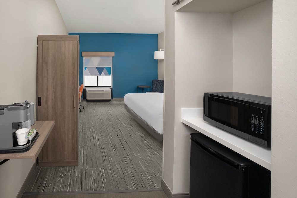 holiday inn express hattiesburg west