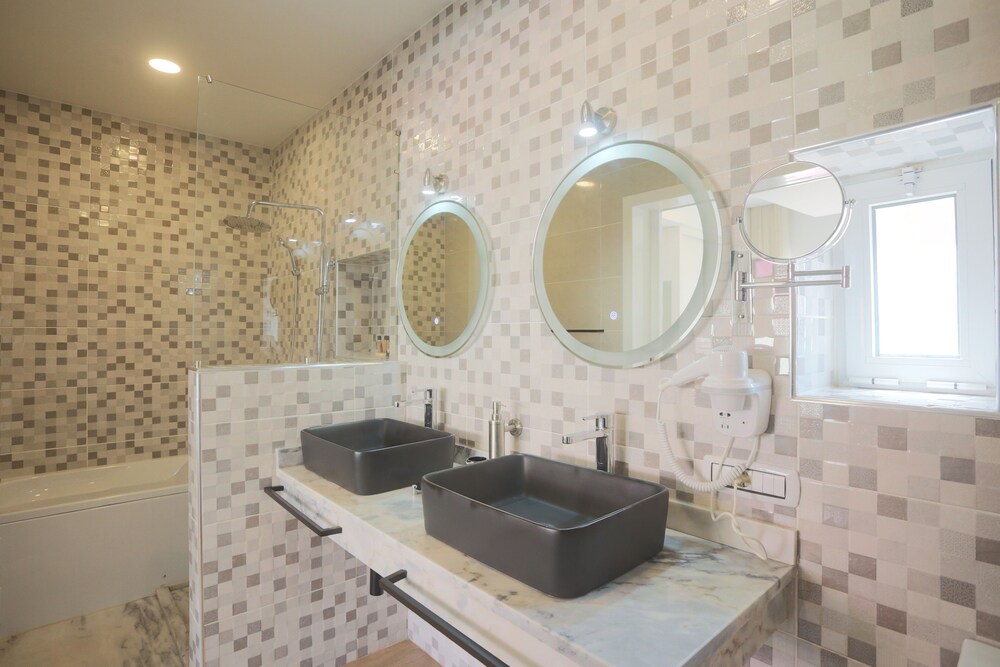 santa cruz boutique hotel