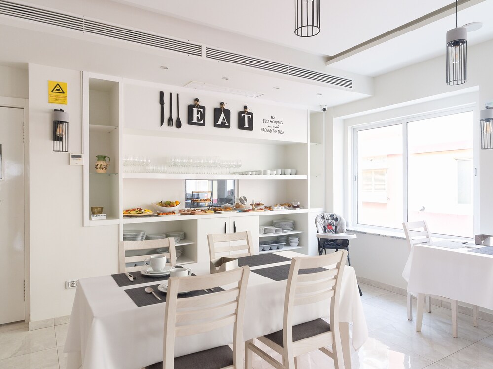 santa cruz boutique hotel