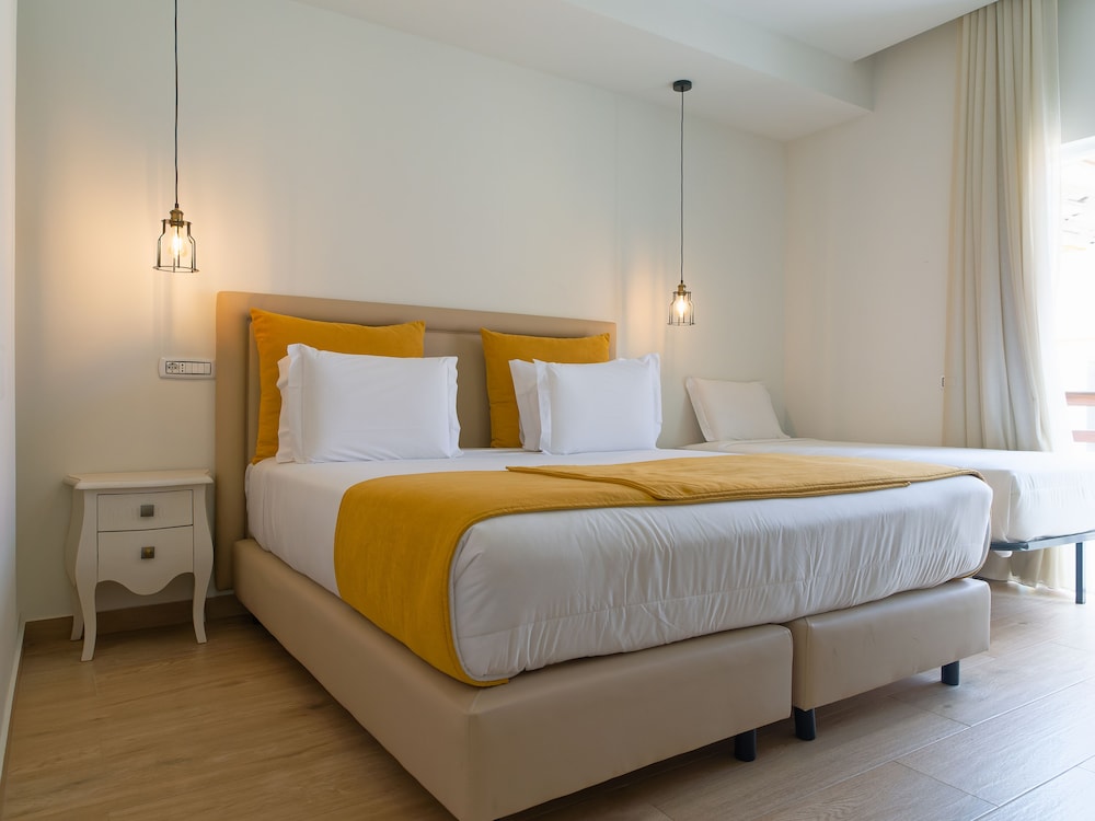 santa cruz boutique hotel