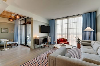 trilogy hotel montgomery autograph collection