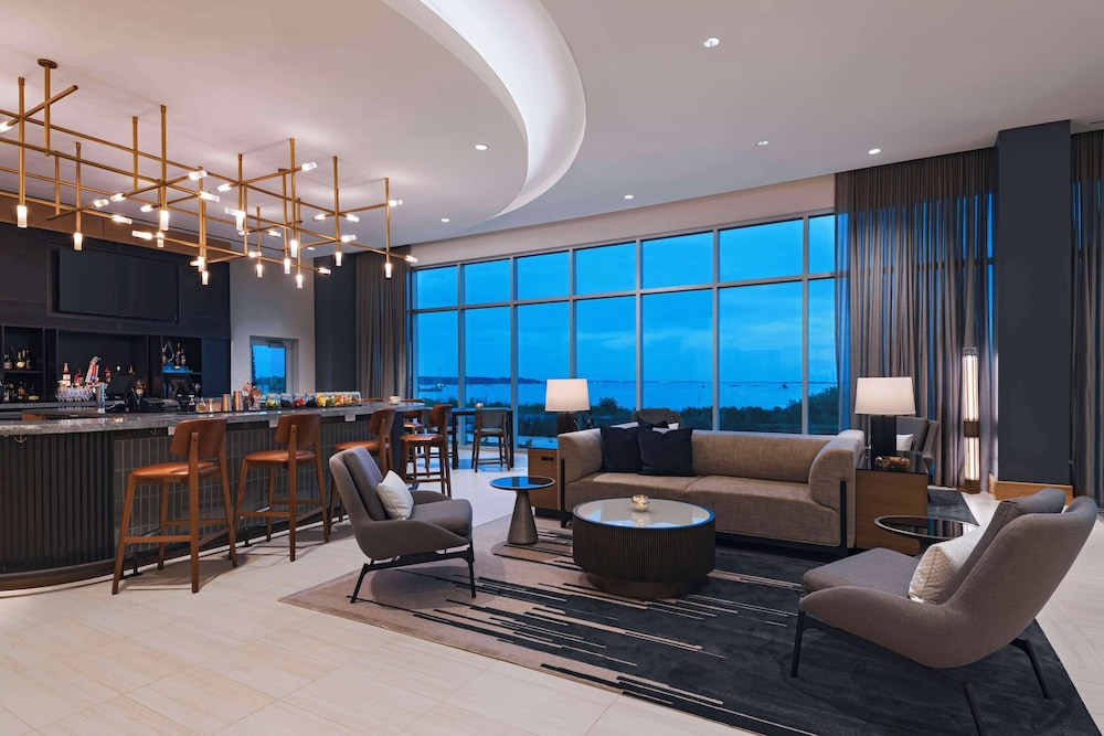 hyatt regency baytown houston