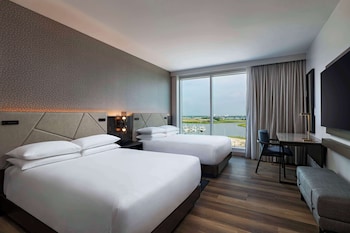 hyatt regency baytown houston