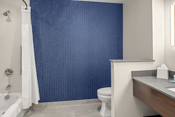 fairfield inn and suites by marriott sacramento winters