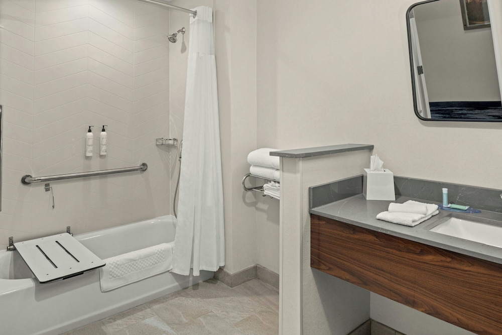 fairfield inn and suites by marriott sacramento winters