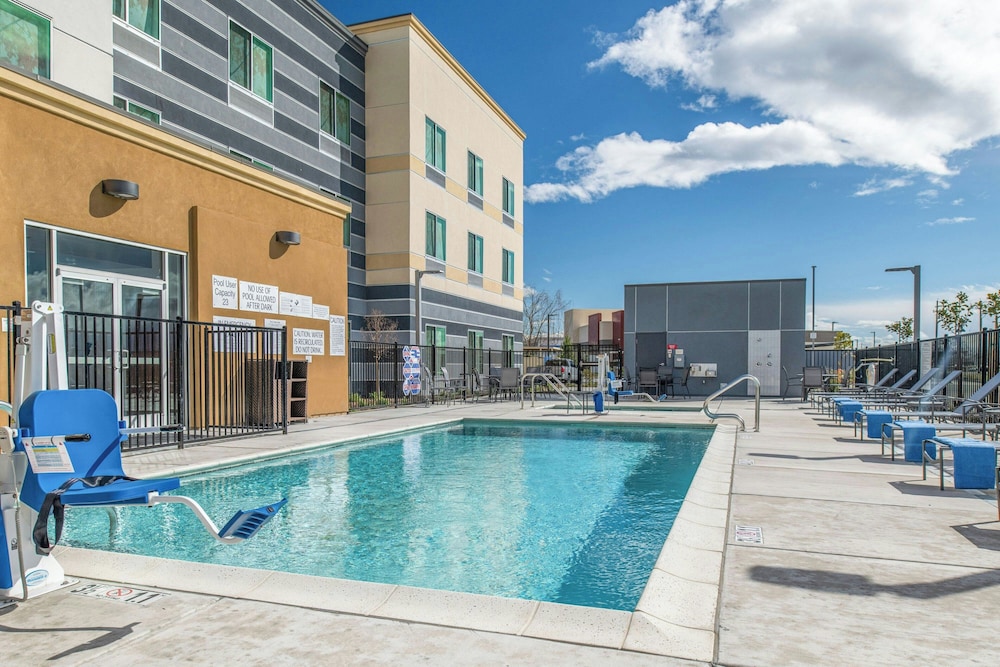 fairfield inn and suites by marriott sacramento winters