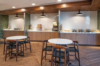 fairfield inn and suites by marriott sacramento winters