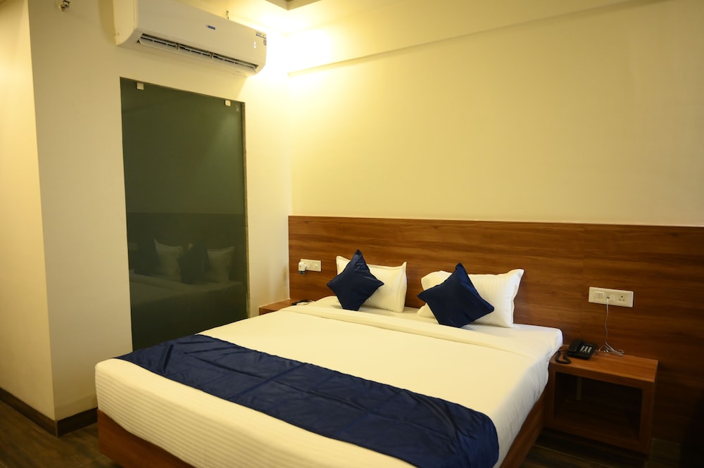 hotel makhan vihar