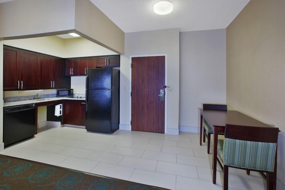 larkspur landing south bend