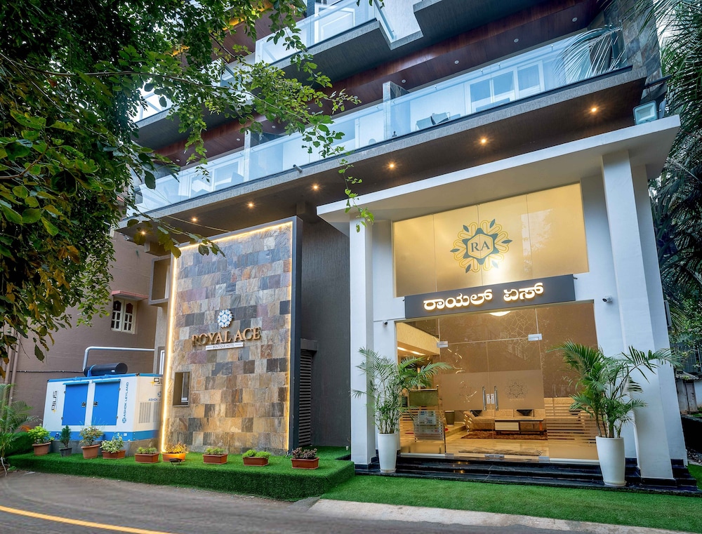 royal ace boutique hotel